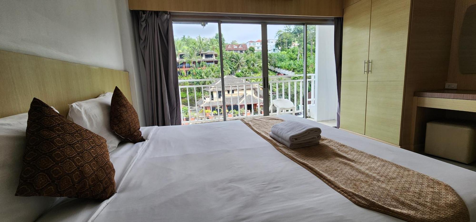 Eden Park Otel Patong Dış mekan fotoğraf