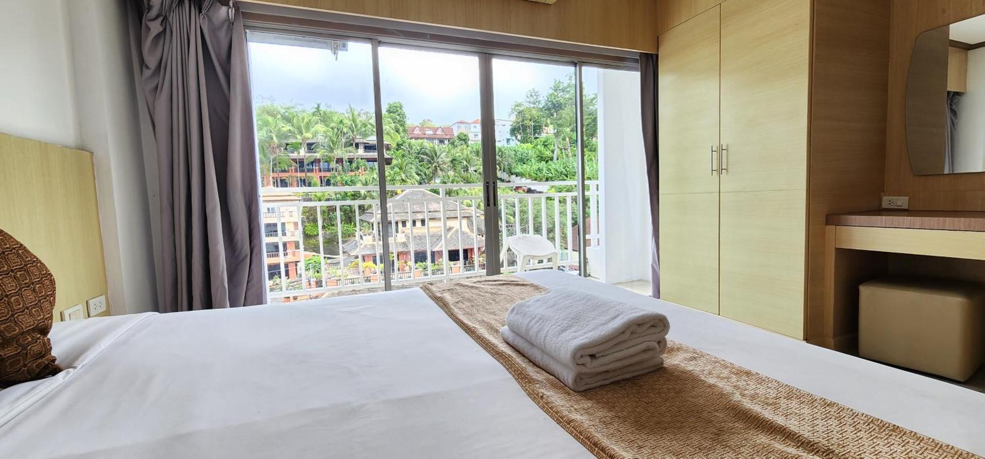 Eden Park Otel Patong Dış mekan fotoğraf