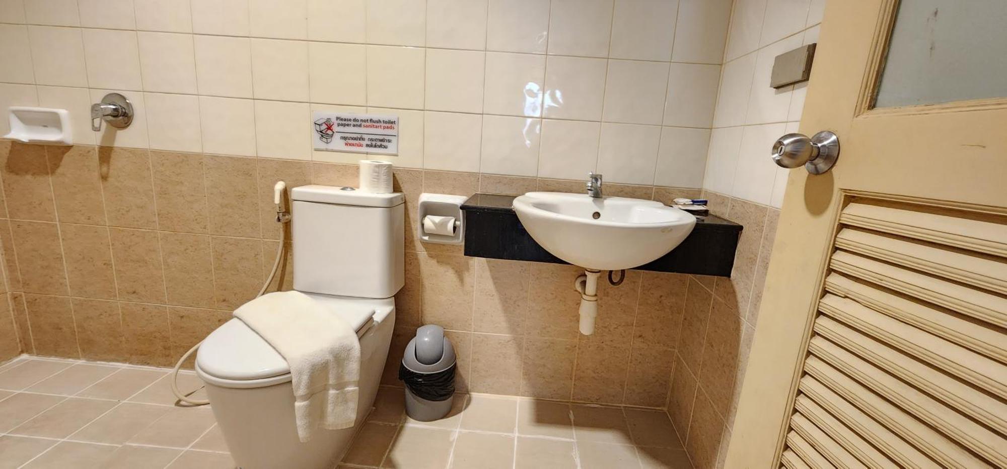 Eden Park Otel Patong Dış mekan fotoğraf