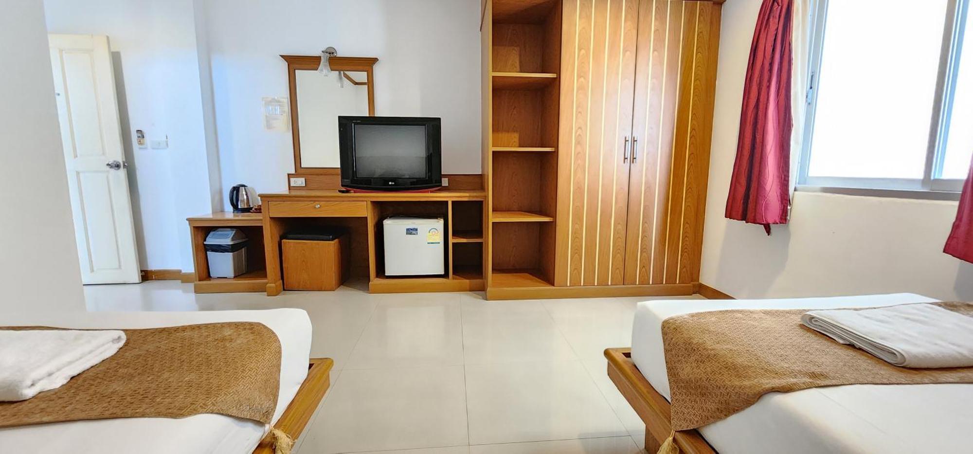 Eden Park Otel Patong Dış mekan fotoğraf
