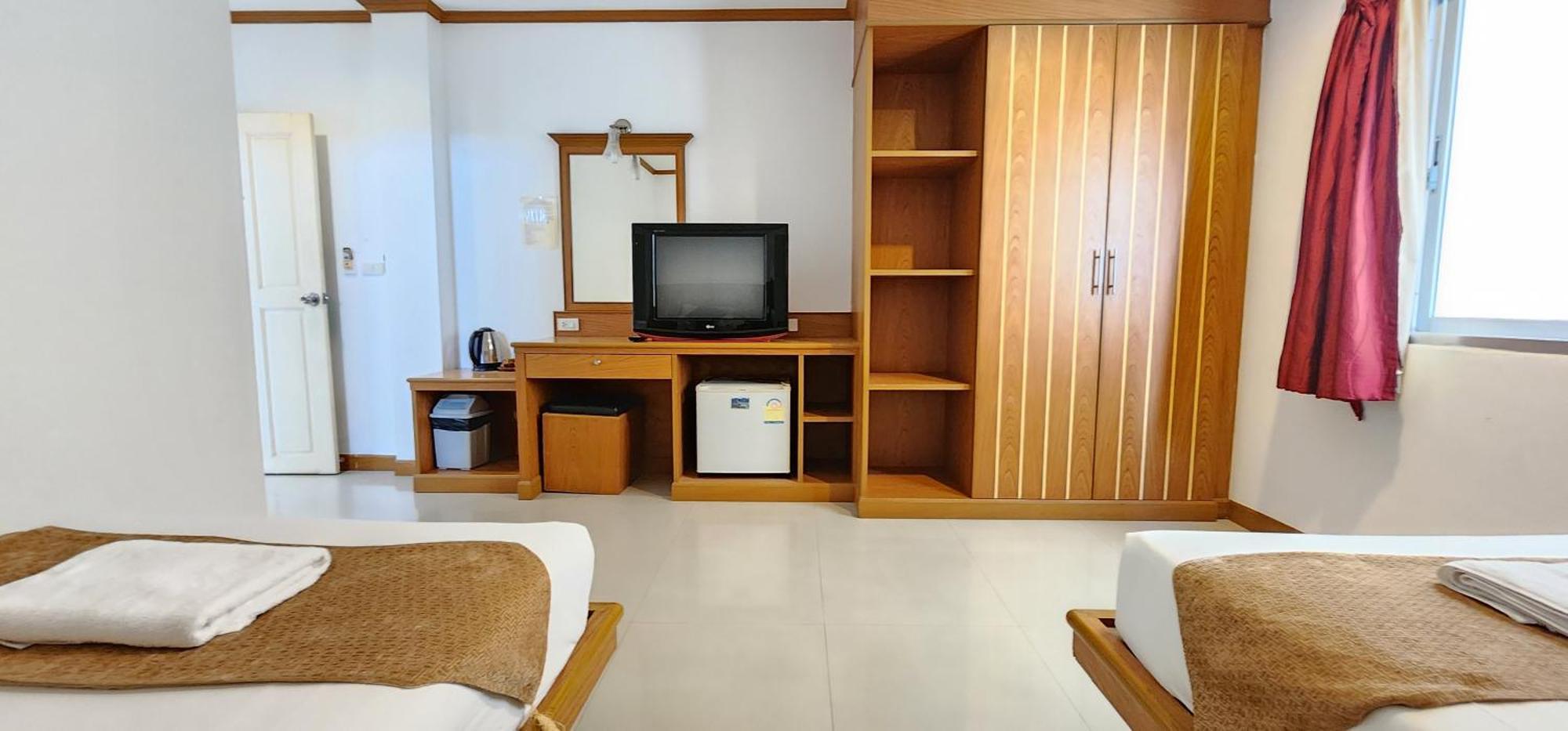 Eden Park Otel Patong Dış mekan fotoğraf