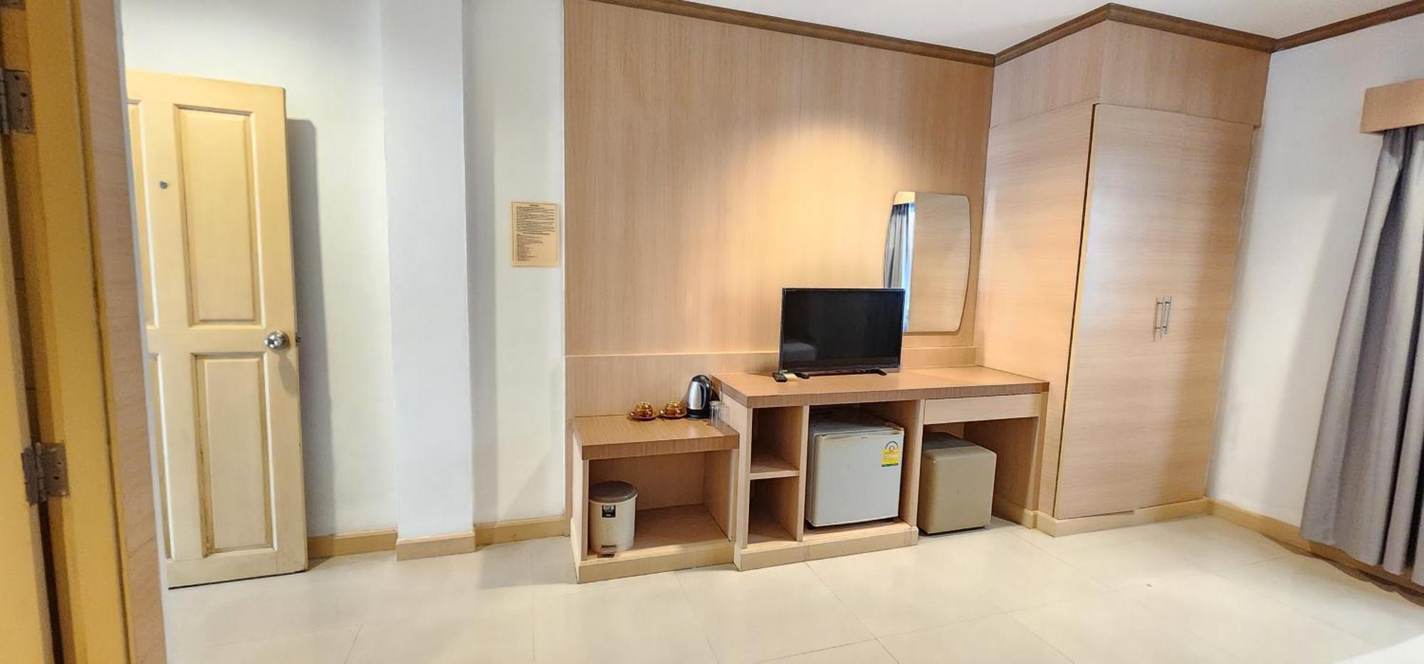 Eden Park Otel Patong Dış mekan fotoğraf