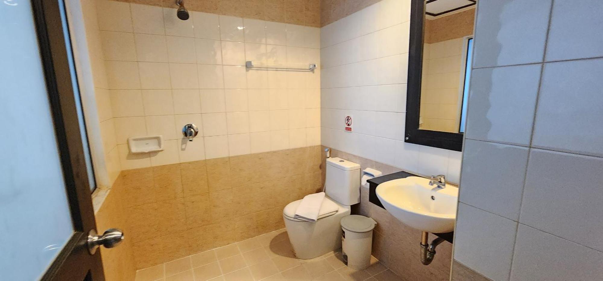 Eden Park Otel Patong Dış mekan fotoğraf
