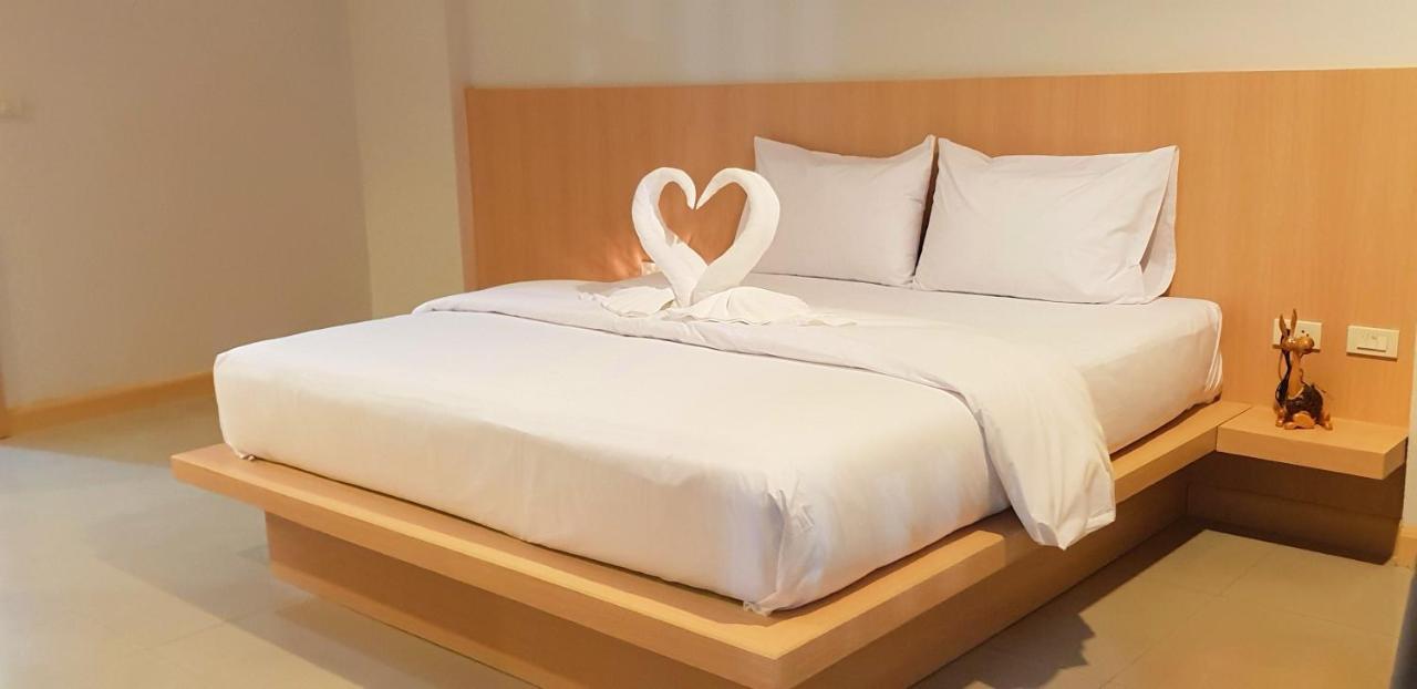 Eden Park Otel Patong Dış mekan fotoğraf