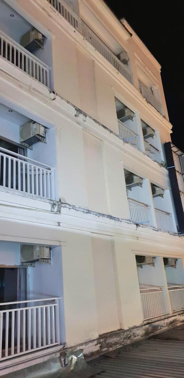 Eden Park Otel Patong Dış mekan fotoğraf